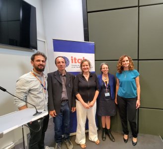 Photo de groupe prise lors du Colloque Externalités de l'AB en juin 2024