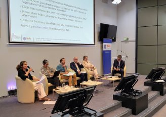 Photo de la table-ronde prise lors du Colloque sur les Externalités de l'AB